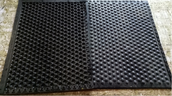 ESD bubble mat653.png
